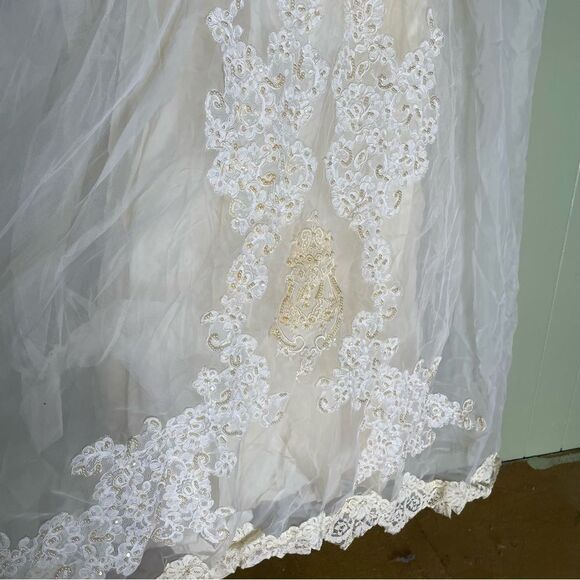 Vintage‎ 90's Beaded Puff Sleeve Train Wedding Dress Size 10 - Picture 2 of 13